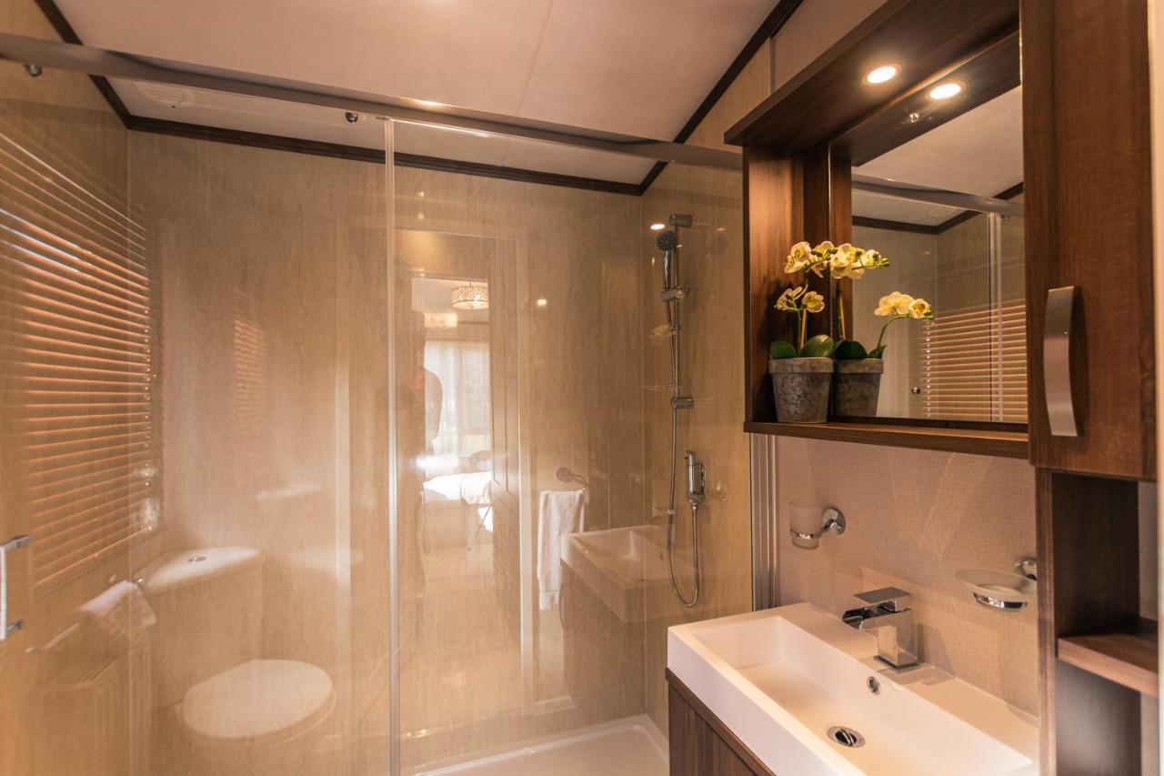 Sutton Lodge With Hot Tub 约克 外观 照片